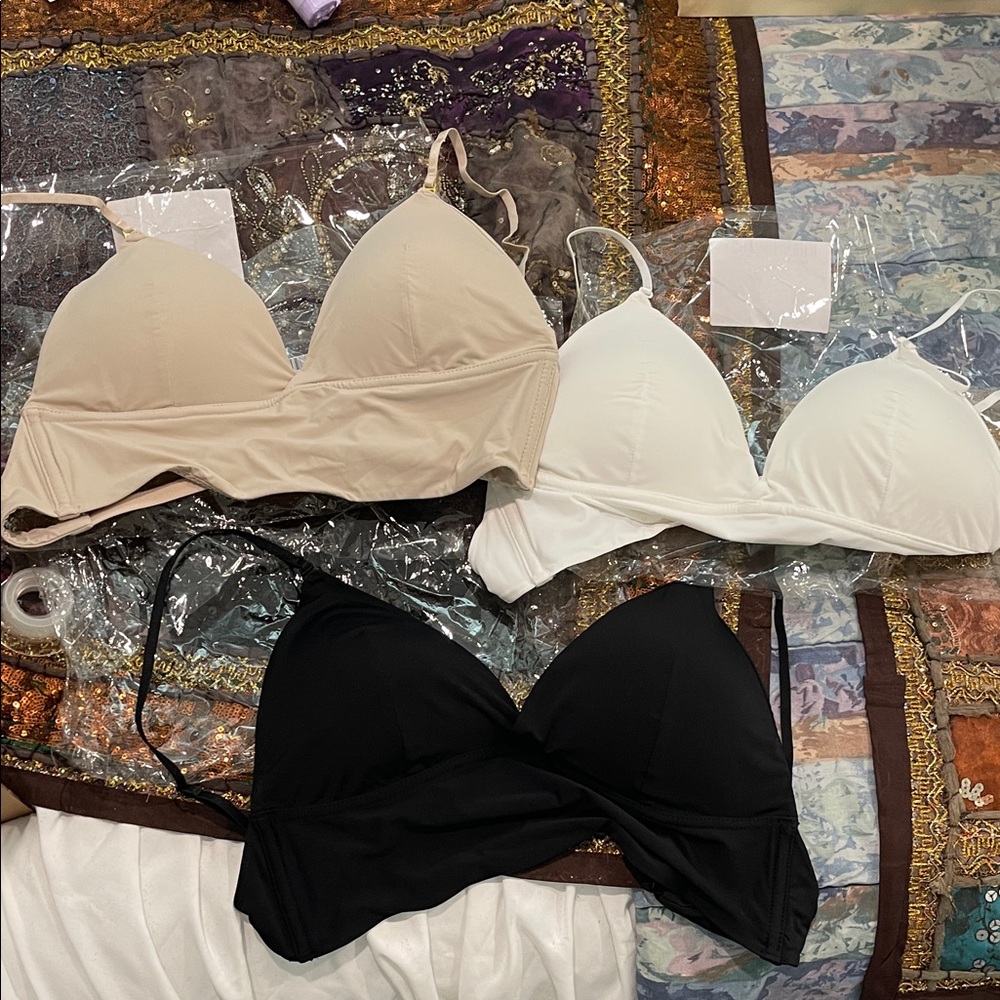 New Women's Intimates Set - Black, White, and Cream